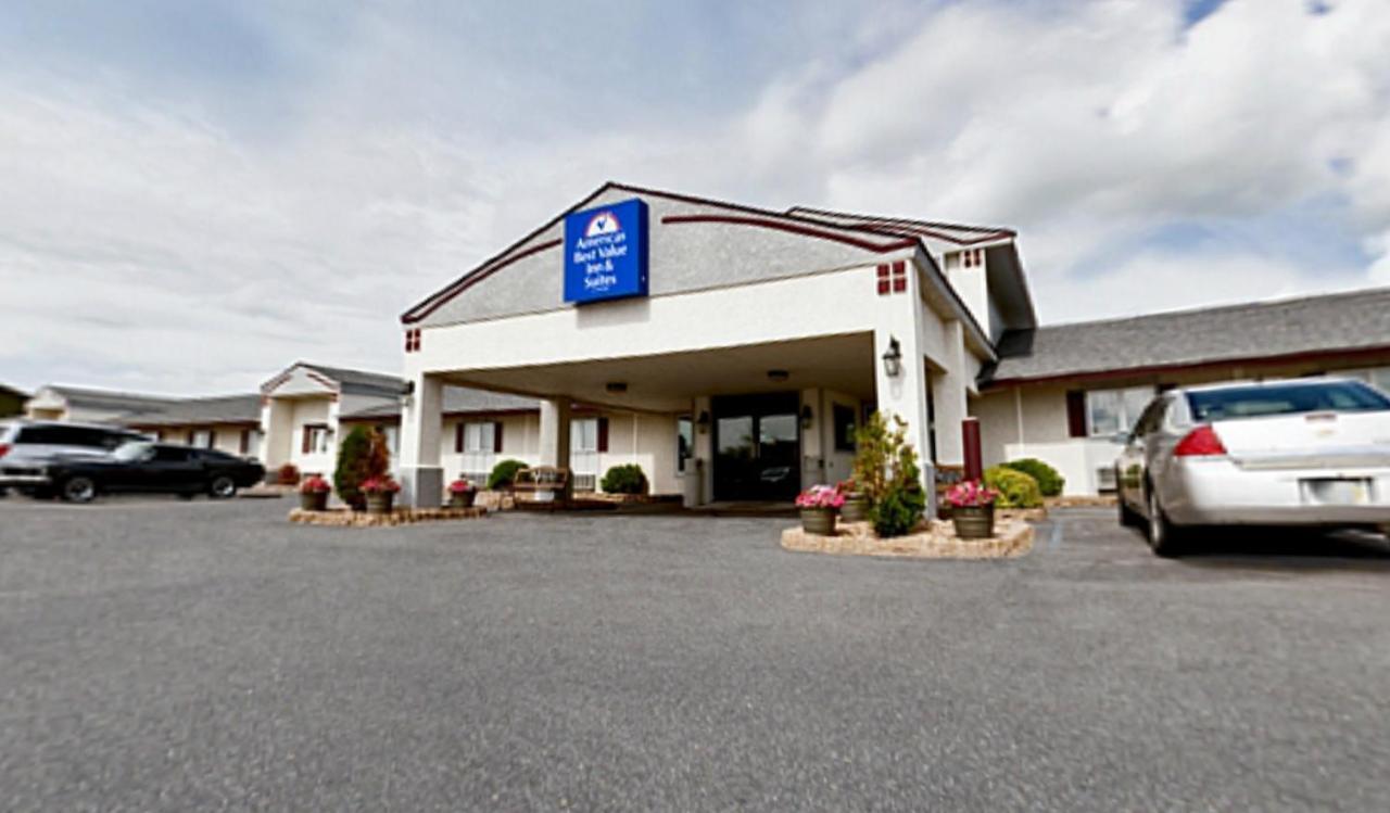 Americas Best Value Inn & Suites Thief River Falls Exteriör bild