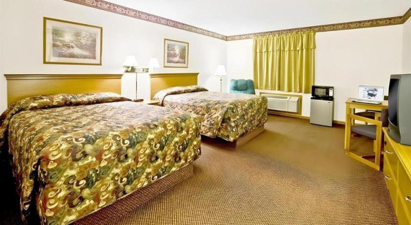 Americas Best Value Inn & Suites Thief River Falls Exteriör bild