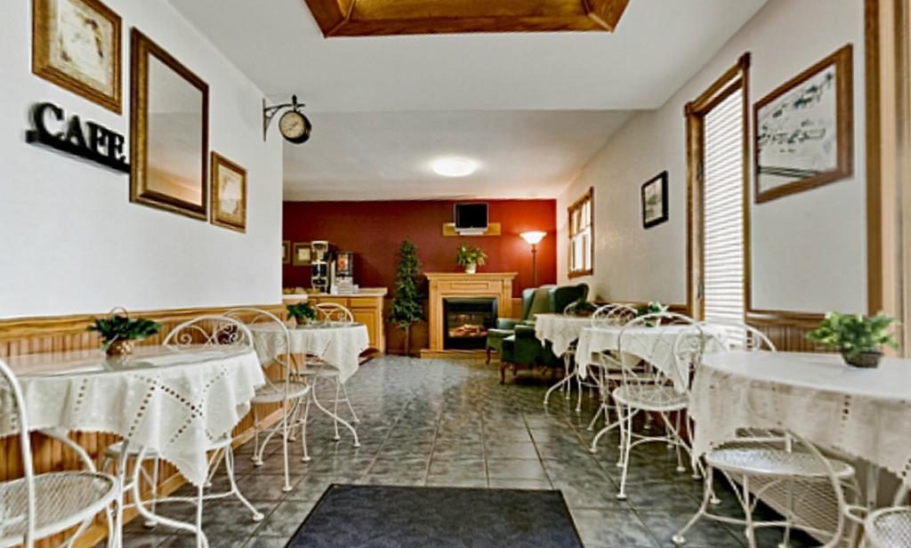 Americas Best Value Inn & Suites Thief River Falls Exteriör bild